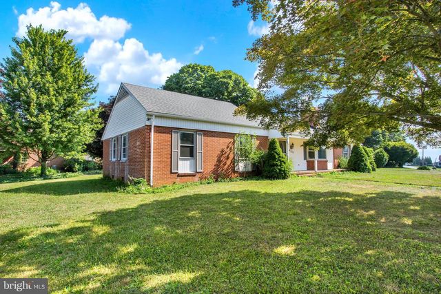 4120 HILLCREST AVE, Hampstead, MD 21074