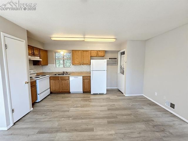 1930 W Yampa Street, Colorado Springs, CO 80904