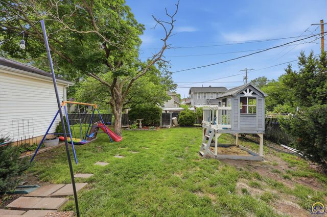 1205 SW Boswell AVE, Topeka, KS 66604