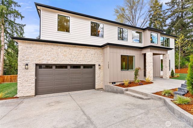 1304 Maine Court, Milton, WA 98354