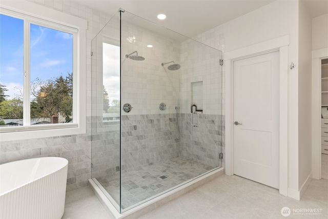 1304 Maine Court, Milton, WA 98354