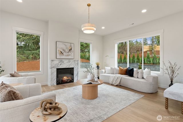 1304 Maine Court, Milton, WA 98354