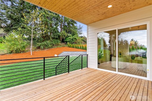 1304 Maine Court, Milton, WA 98354