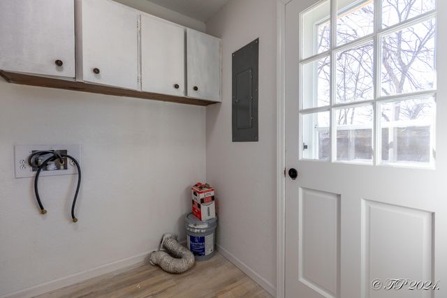 2823 Laurie Drive, West Plains, MO 65775