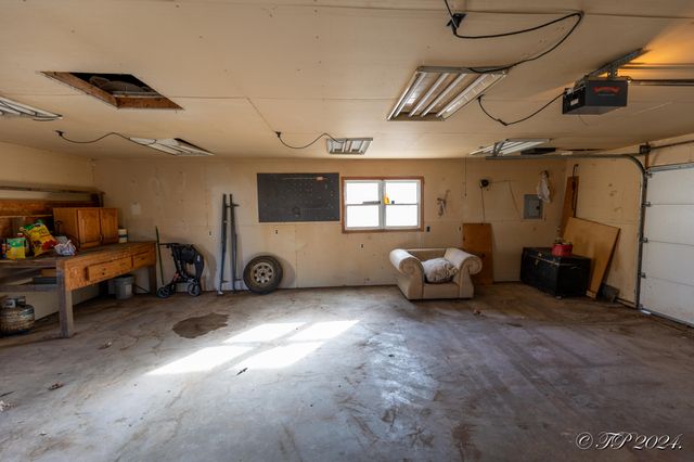 2823 Laurie Drive, West Plains, MO 65775