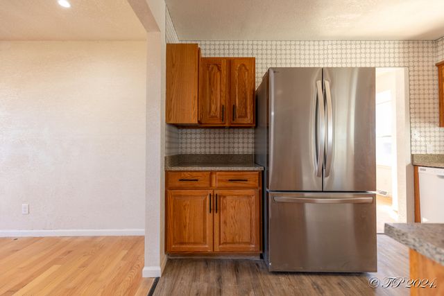 2823 Laurie Drive, West Plains, MO 65775