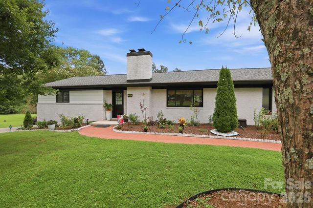 364 Pace Road, Hendersonville, NC 28792