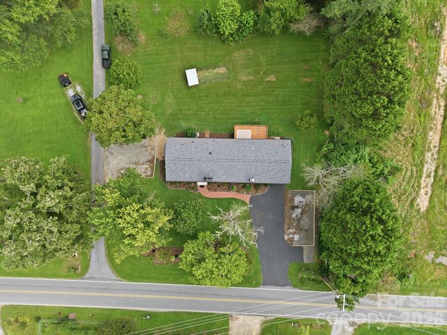 364 Pace Road, Hendersonville, NC 28792