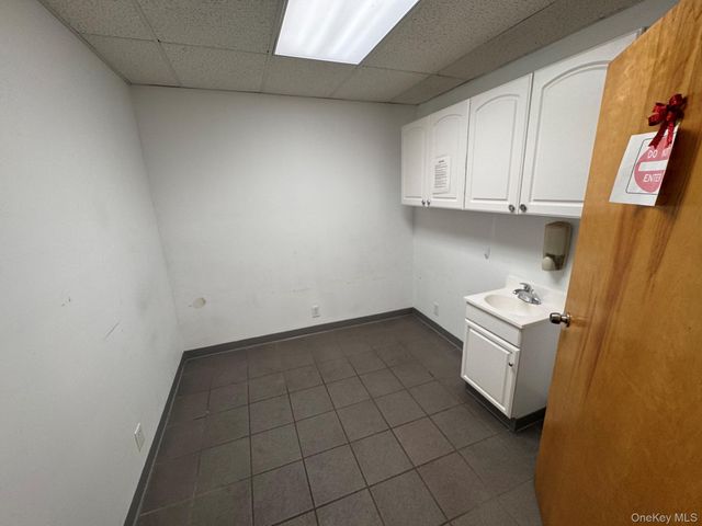 8620 Jamaica Avenue, Woodhaven, NY 11421