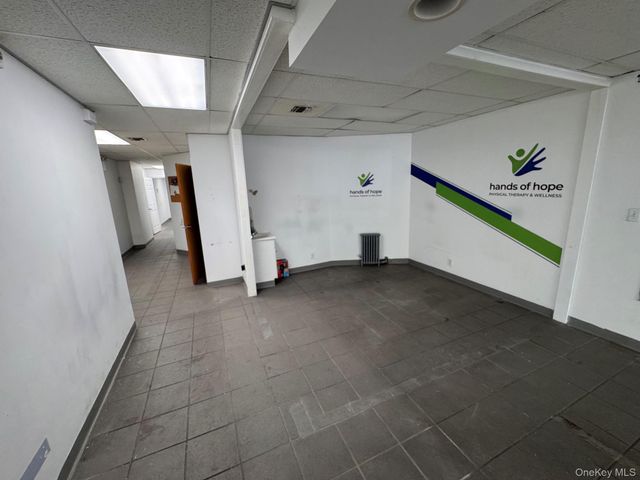 8620 Jamaica Avenue, Woodhaven, NY 11421