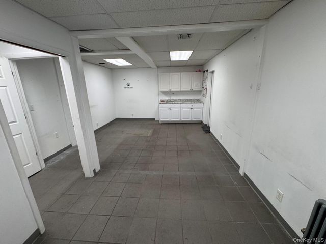 8620 Jamaica Avenue, Woodhaven, NY 11421
