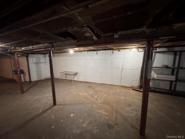 8620 Jamaica Avenue, Woodhaven, NY 11421