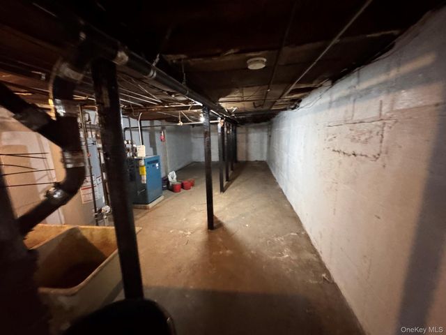 8620 Jamaica Avenue, Woodhaven, NY 11421