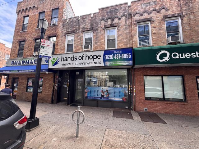 8620 Jamaica Avenue, Woodhaven, NY 11421