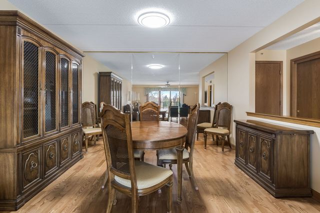 1600 E Thacker Street 513, Des Plaines, IL 60016