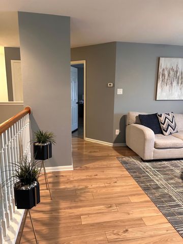 21202 Pinewalk Brook Ln, Spring, TX 77379