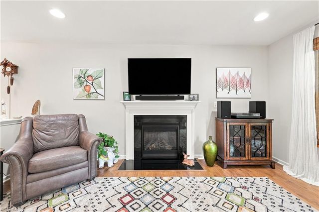 6909 Lowline Drive, Greensboro, NC 27405