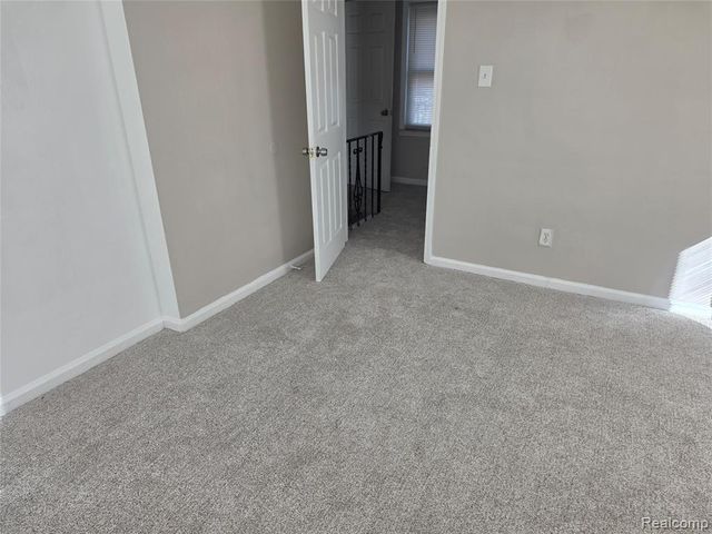 15356 Robson Street, Detroit, MI 48227