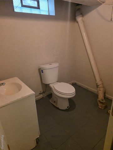 15356 Robson Street, Detroit, MI 48227