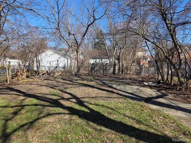 15356 Robson Street, Detroit, MI 48227