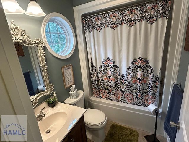 104 Yeomans Way, Jesup, GA 31545