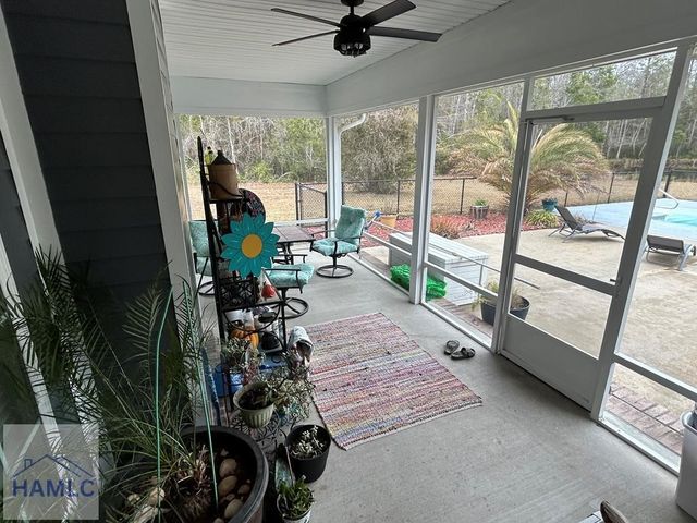 104 Yeomans Way, Jesup, GA 31545