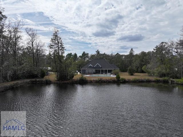 104 Yeomans Way, Jesup, GA 31545