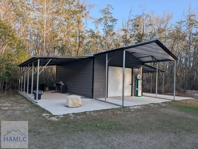 104 Yeomans Way, Jesup, GA 31545