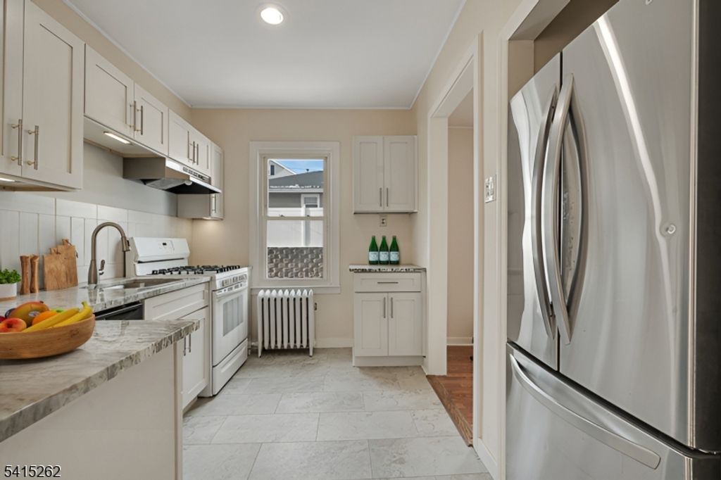 56 Pine Street, Verona Twp., NJ 07044 — photo 5