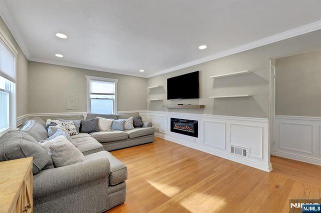 20-14 Saddle River Road, Fair Lawn, NJ 07410