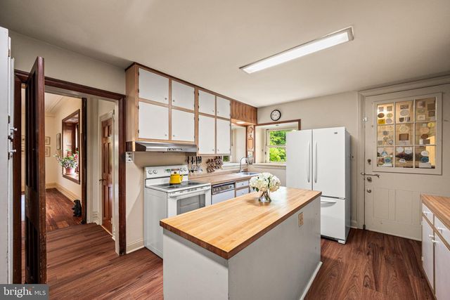 312 E GOWEN AVE, Philadelphia, PA 19119