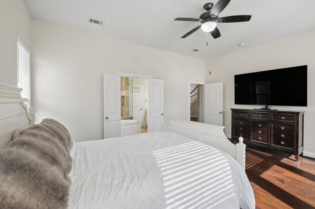 7036 Miramar, Grand Prairie, TX 75054