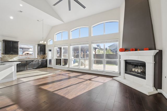 7036 Miramar, Grand Prairie, TX 75054