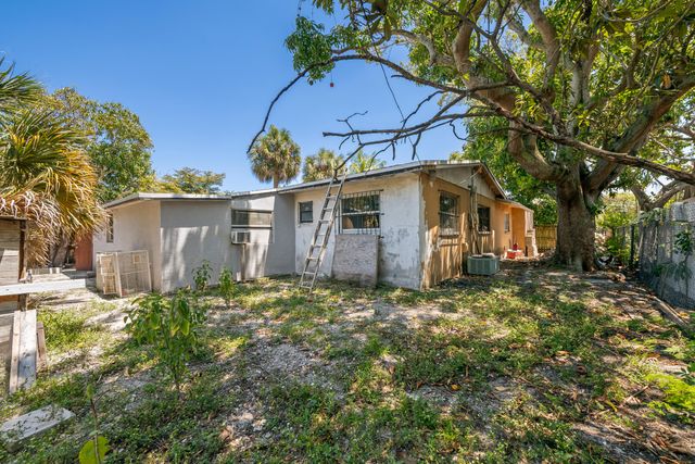 101 NW 18th Street, Pompano Beach, FL 33060