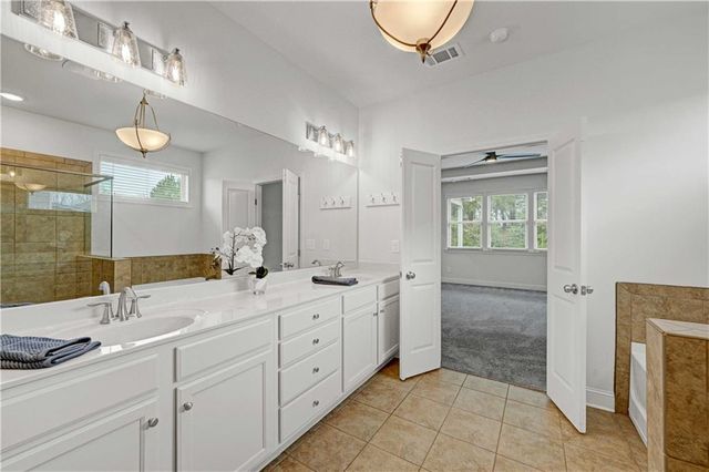 5232 SHORTHORN Way, Powder Springs, GA 30127