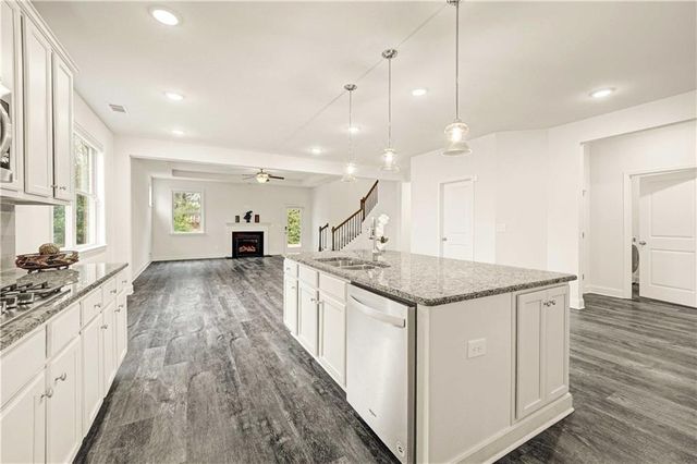 5232 SHORTHORN Way, Powder Springs, GA 30127