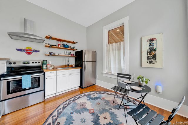 210 Sadie, San Antonio, TX 78210