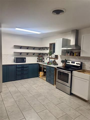 720 Royal St Street, Lake Charles, LA 70607