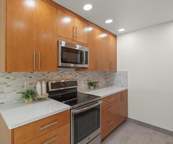 2576 Knightsbridge Lane, Santa Clara, CA 95051