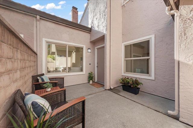 2576 Knightsbridge Lane, Santa Clara, CA 95051