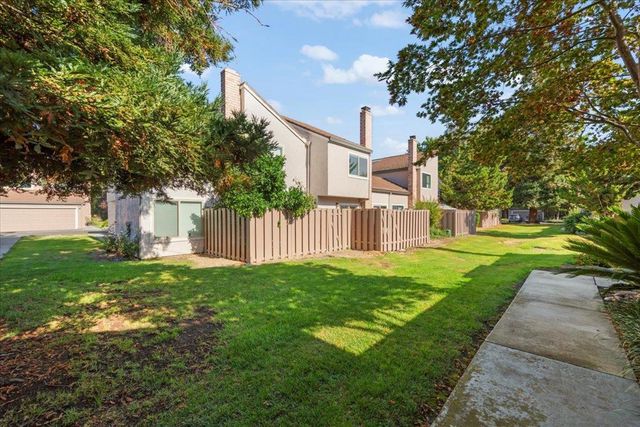 2576 Knightsbridge Lane, Santa Clara, CA 95051