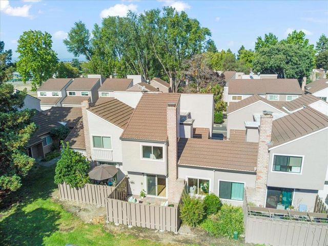 2576 Knightsbridge Lane, Santa Clara, CA 95051