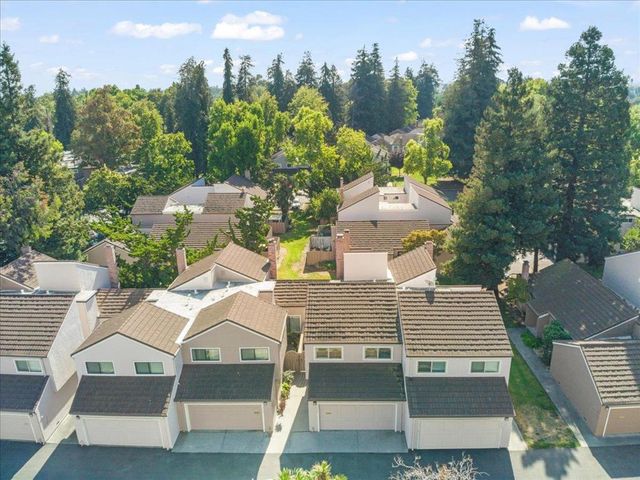 2576 Knightsbridge Lane, Santa Clara, CA 95051