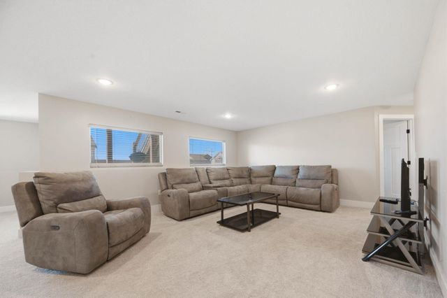7117 E Pheasant Ridge St, Bel Aire, KS 67226