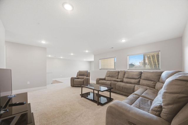 7117 E Pheasant Ridge St, Bel Aire, KS 67226