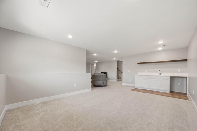 7117 E Pheasant Ridge St, Bel Aire, KS 67226