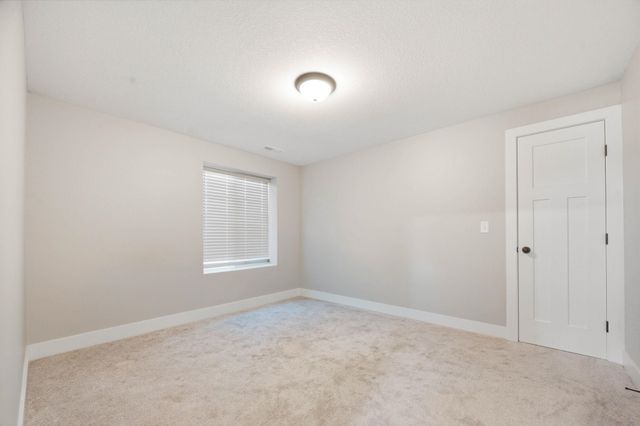 7117 E Pheasant Ridge St, Bel Aire, KS 67226