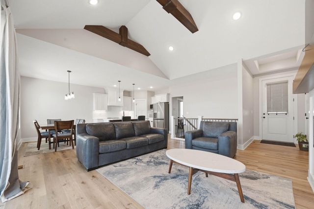 7117 E Pheasant Ridge St, Bel Aire, KS 67226