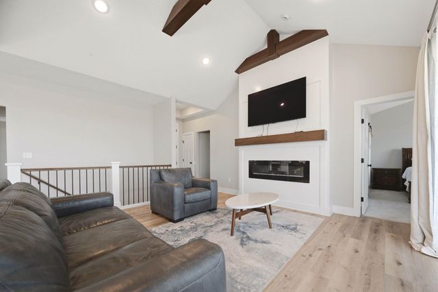 7117 E Pheasant Ridge St, Bel Aire, KS 67226
