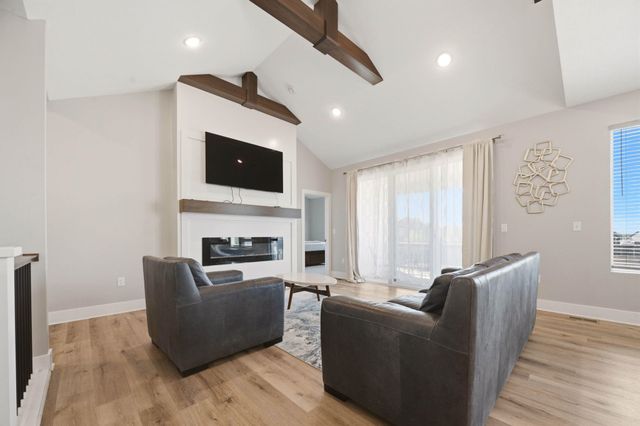 7117 E Pheasant Ridge St, Bel Aire, KS 67226